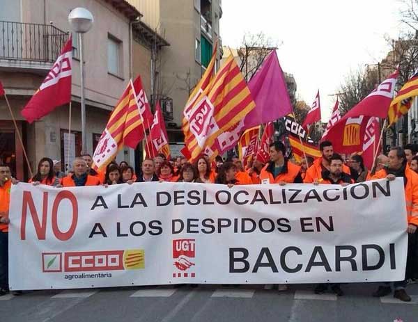 Los trabajadores de Bacardí manifestándose en Mollet