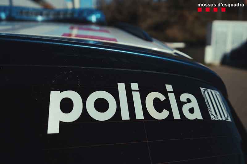 Dos jóvenes detenidos en Sant Cugat por varios robos en la calle.