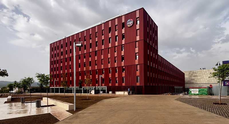 La Primera Residencia Para Estudiantes Y Personal Docente Del Parque La Primera Residencia Para Estudiantes Y Personal Docente Del Parque