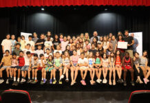 Les cooperatives escolars de les Franqueses lliuren els seus donatius a projectes socials